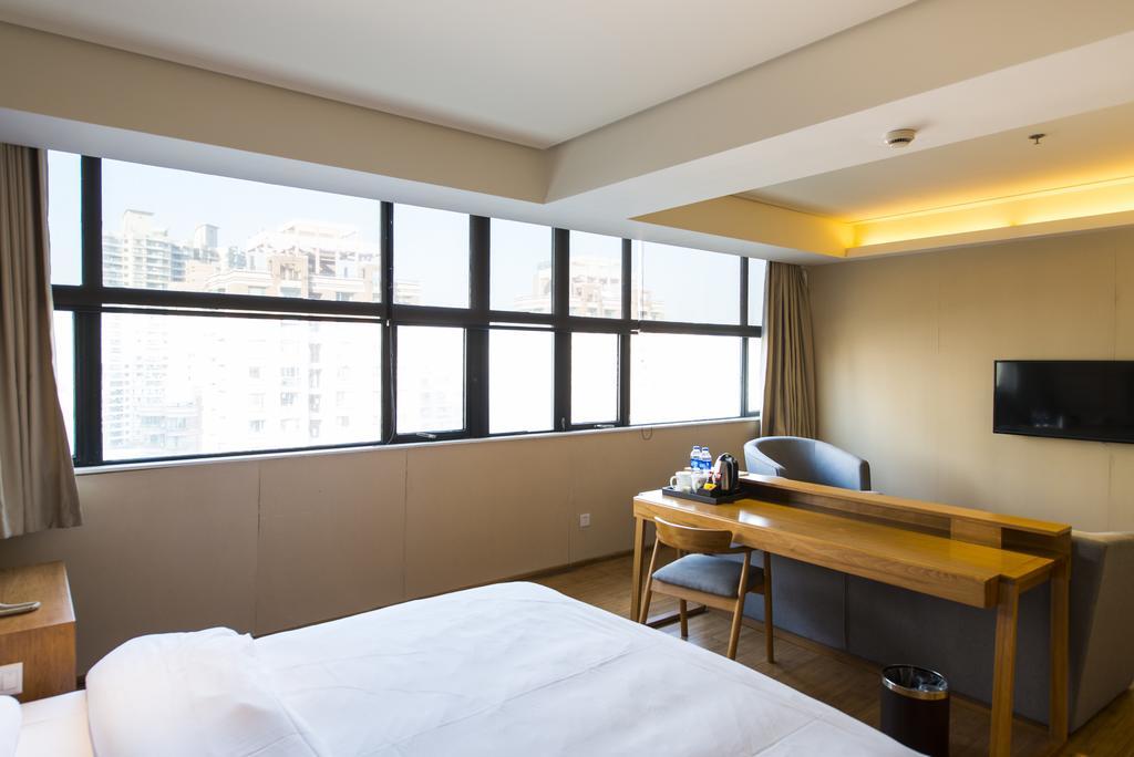 Ji Hotel Wuhan Guanggu Plaza Buitenkant foto