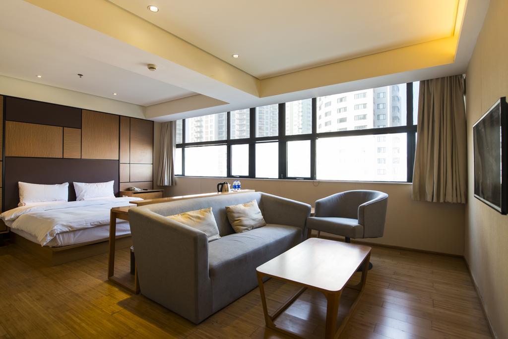 Ji Hotel Wuhan Guanggu Plaza Buitenkant foto