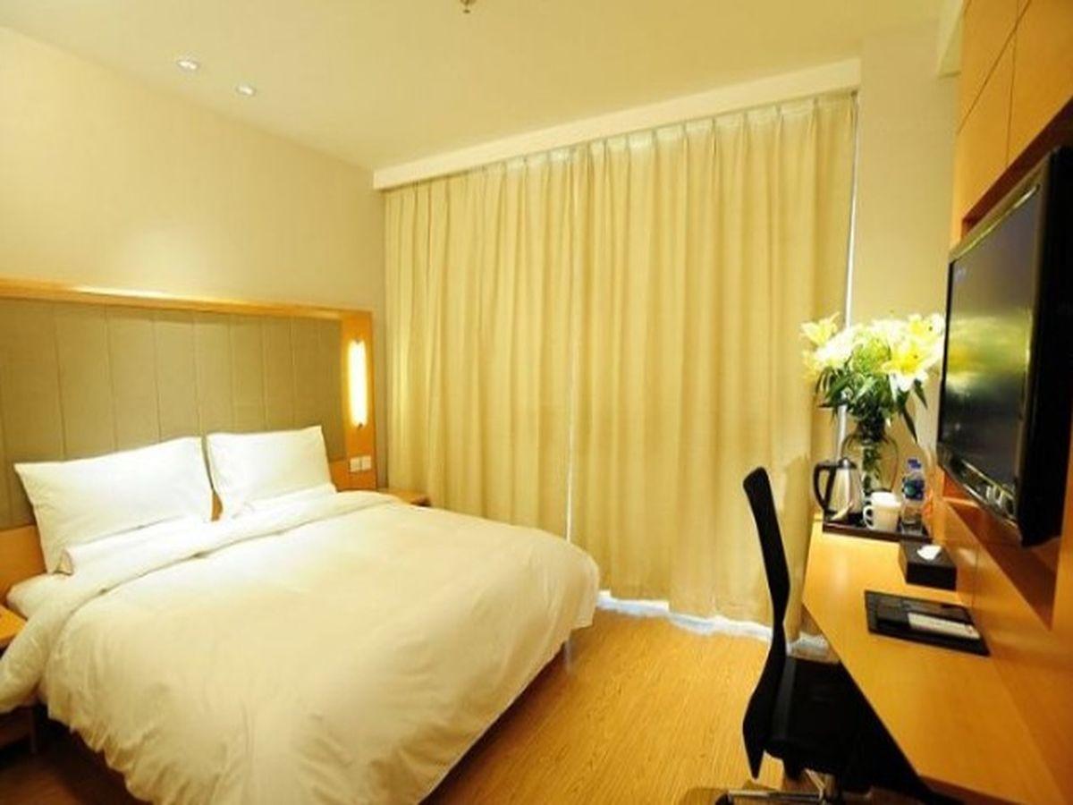 Ji Hotel Wuhan Guanggu Plaza Buitenkant foto